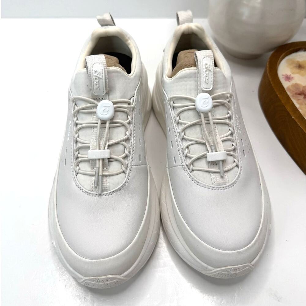 Clove Forte 2 Nursing Sneaker Healthcare Brilliant White Women 7.5 Tried On - Picture 5 of 10